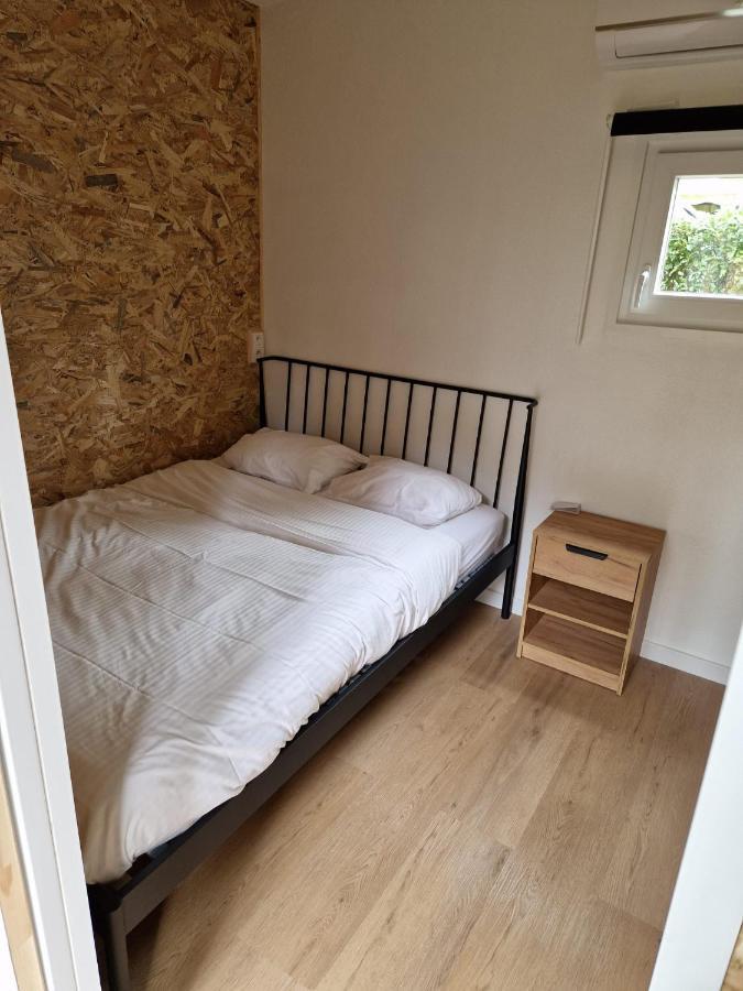 " Casitacuriosa " Chalet Op Camping Met Buitenzwembad Balen Exterior foto